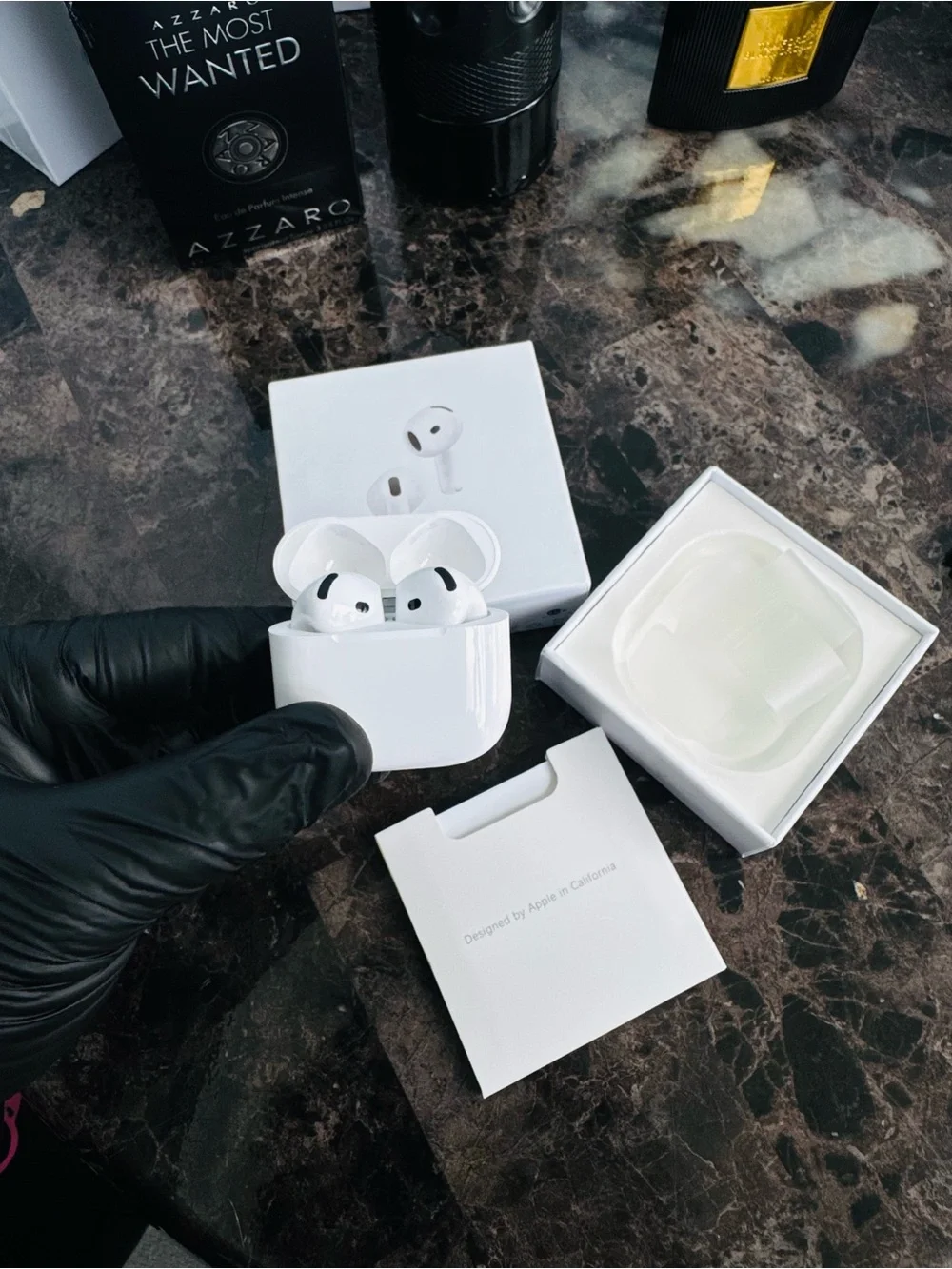 AirPods 4
